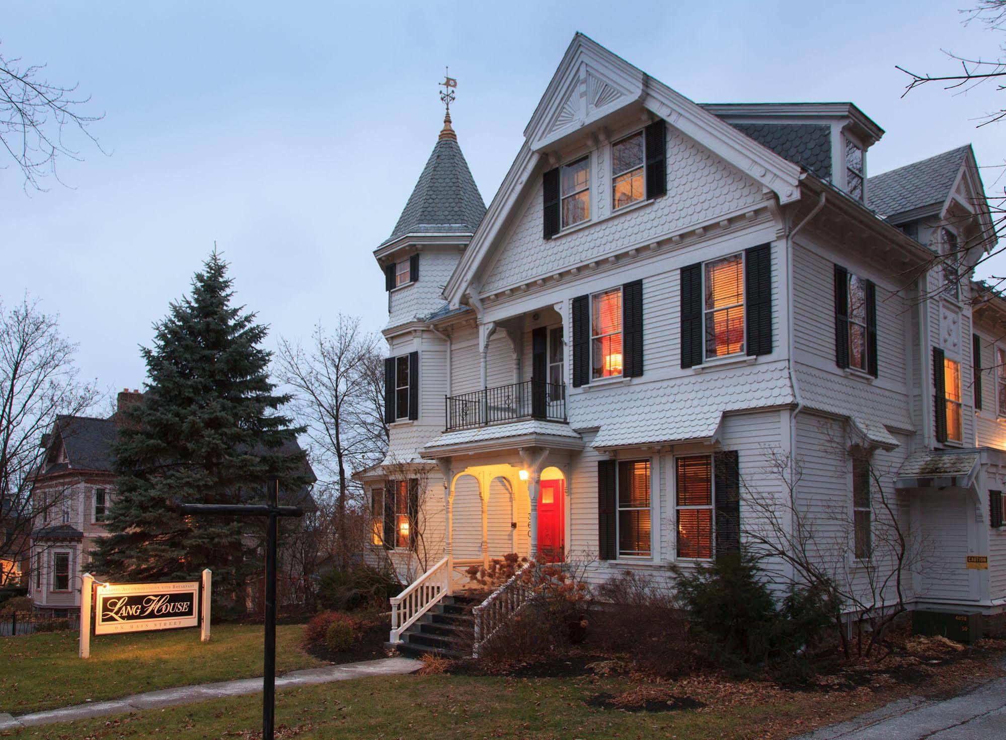 Lang House On Main Street Bed & Breakfast Burlington Zewnętrze zdjęcie